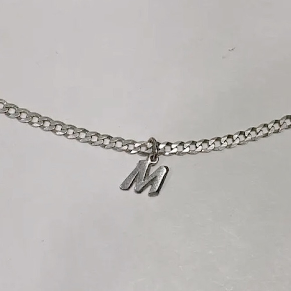 925 Silver ‘’M’’ Letter Pendant In Good Conditions - Picture 2 of 3